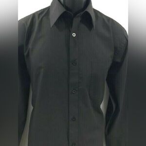 Men’s Italian small black button up Daniel Ellissa